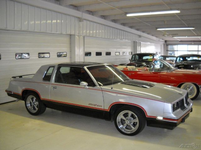 1984 Silver Oldsmobile Cutlass Coupe