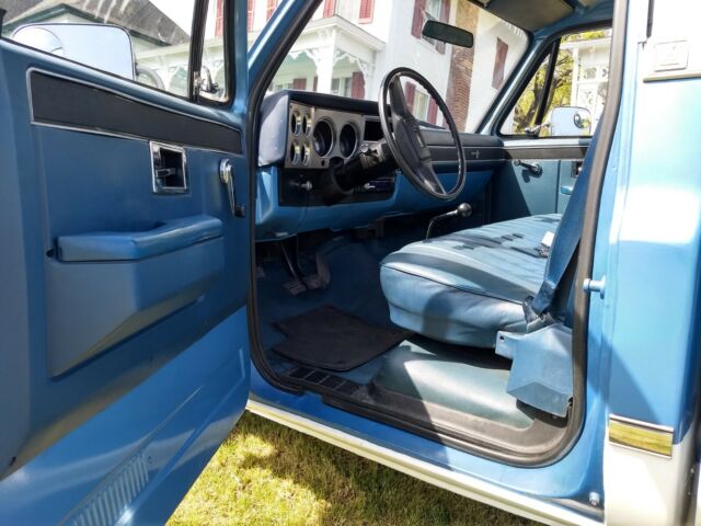 1984 Blue Chevrolet C-10 Standard Cab Pickup