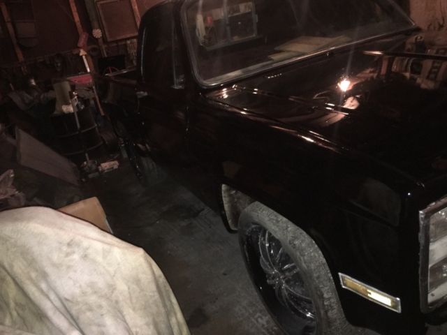 1984 Black Chevrolet C-10 Standard Cab Pickup