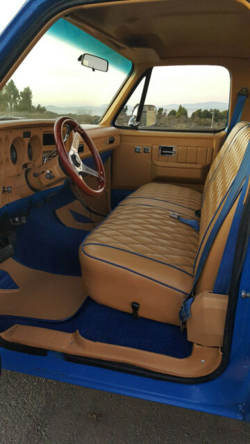 1984 Blue Chevrolet Silverado 1500 Standard Cab Pickup