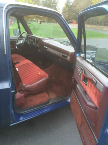 1984 Blue Chevrolet C-10 Standard Cab Pickup