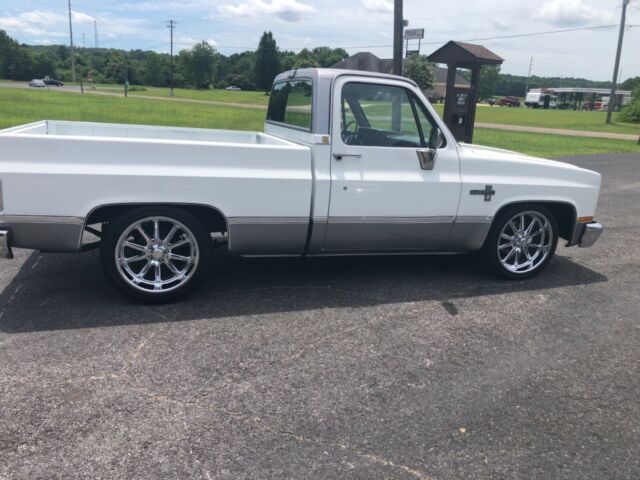 1984 White Chevrolet C-10 Standard Cab Pickup