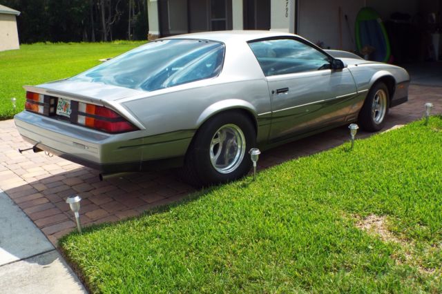 1984 Silver Chevrolet Camaro Coupe