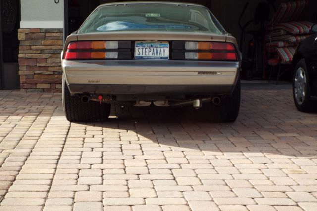 1984 Silver Chevrolet Camaro Coupe
