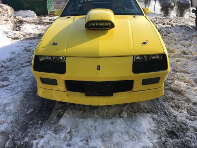 1984 Yellow Chevrolet Camaro