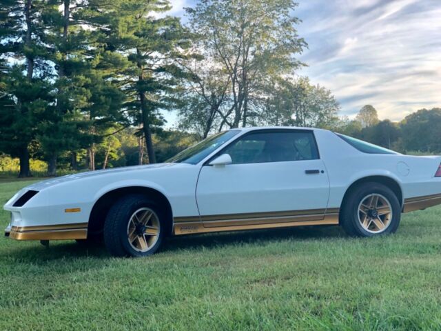 1984 Black Chevrolet Camaro T-top