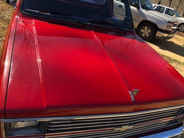 1984 Red Chevrolet C-10