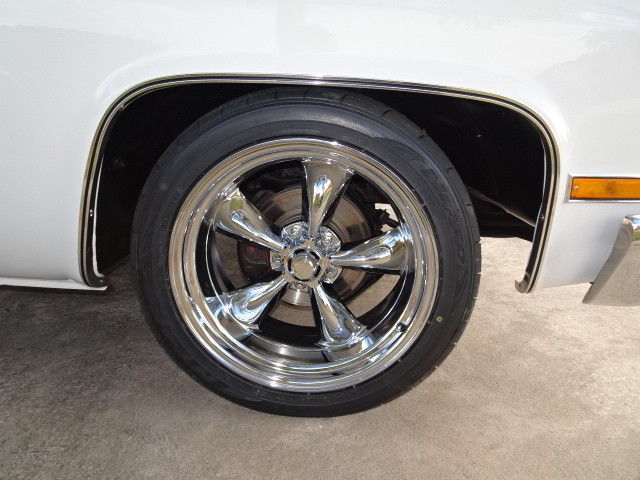 1984 White Chevrolet C-10 Standard Cab Pickup