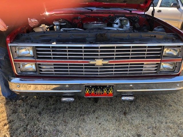 1984 Red Chevrolet C-10
