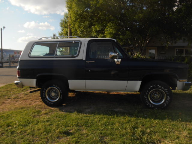 1984 Blue Chevrolet Blazer SUV