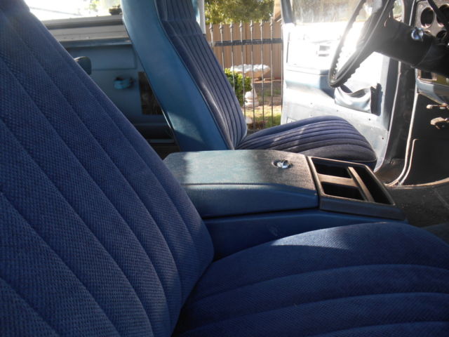 1984 Blue Chevrolet Blazer SUV