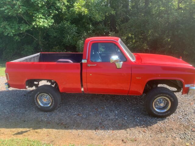 1984 blue Chevrolet C-10 PU