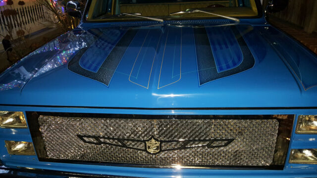 1984 Blue Chevrolet C-10 Standard Cab Pickup