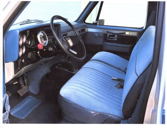 1984 Silver Chevrolet C-10 Cab & Chassis