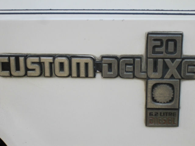 1984 White Chevrolet C/K Pickup 2500 Regular cab truck