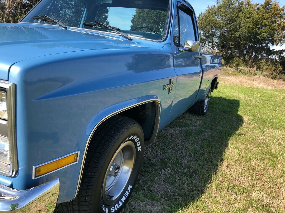 1984 Blue Chevrolet C-10 Standard Cab Pickup