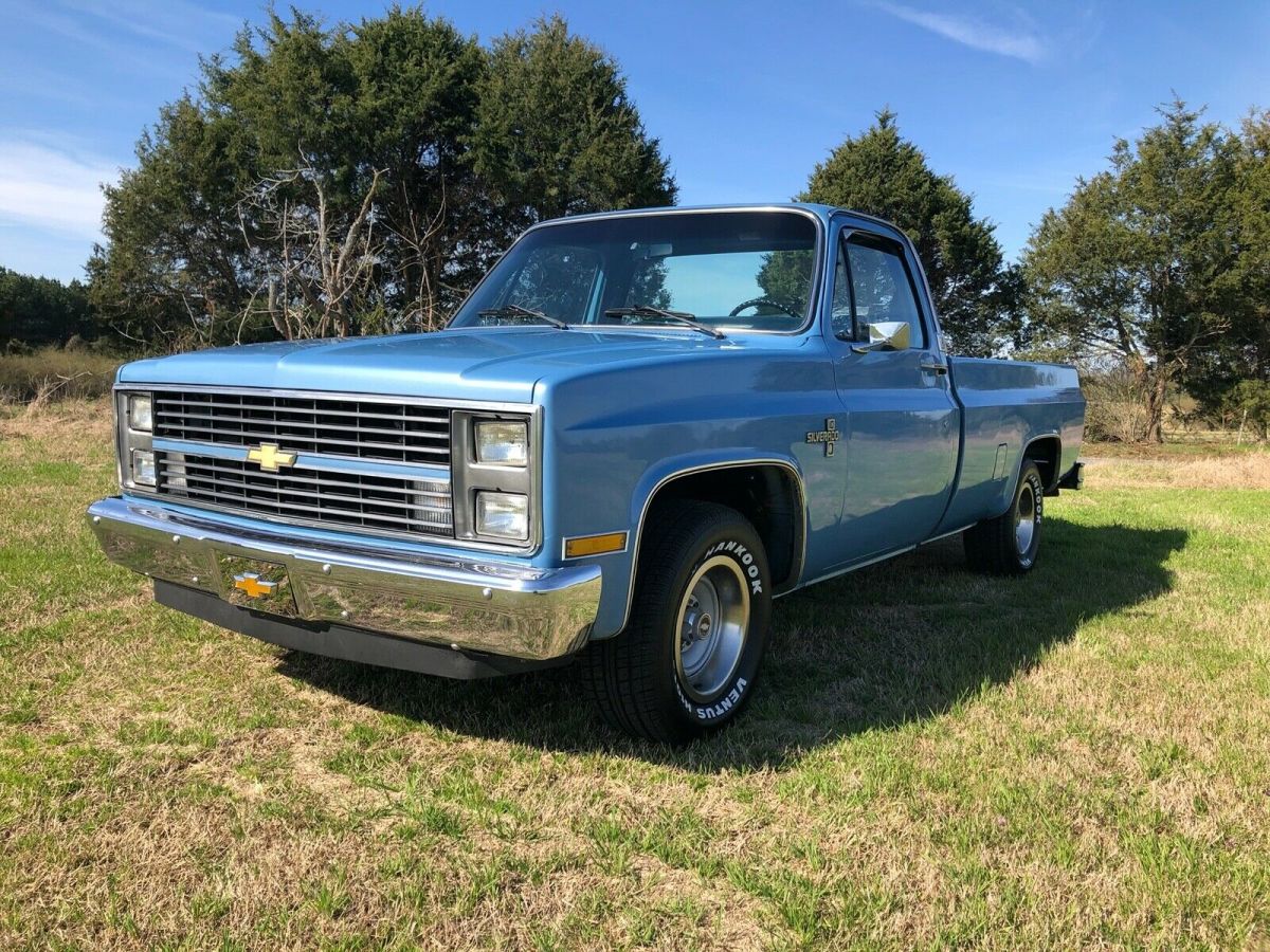 1984 Blue Chevrolet C-10 Standard Cab Pickup