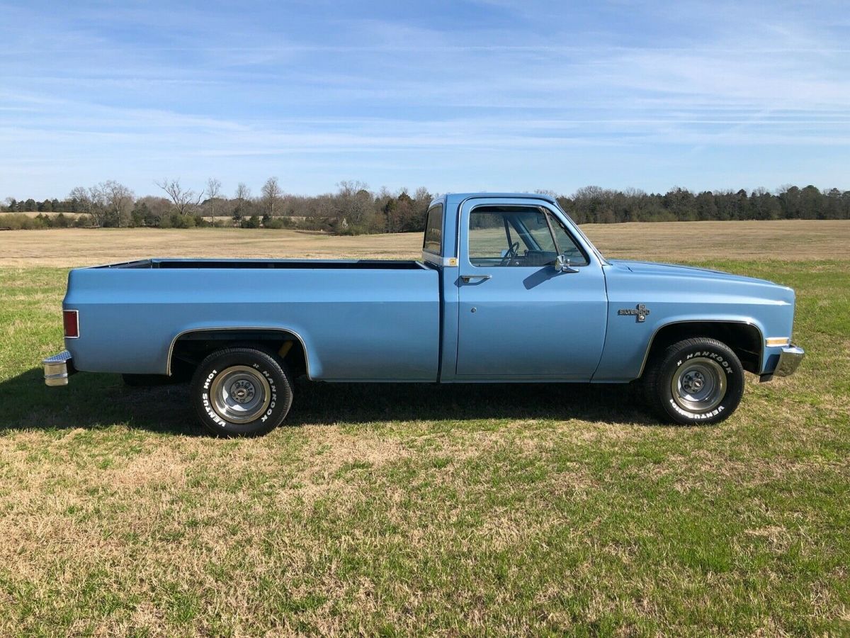 1984 Blue Chevrolet C-10 Standard Cab Pickup