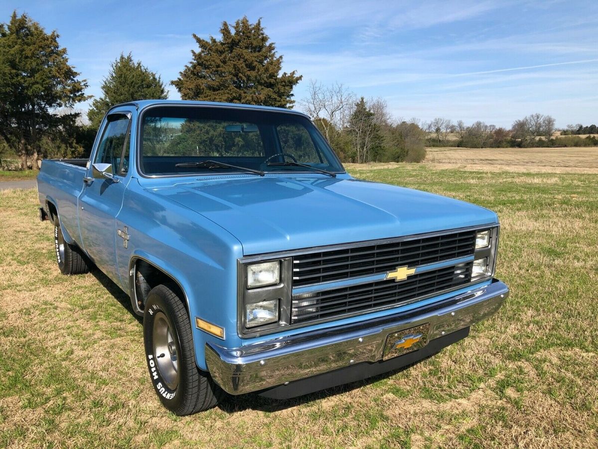 1984 Blue Chevrolet C-10 Standard Cab Pickup