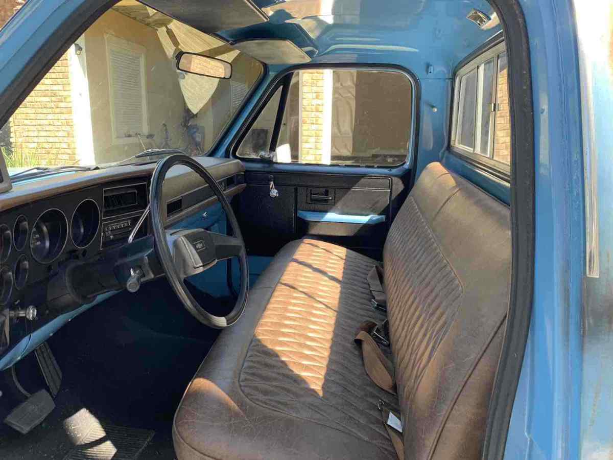 1984 Blue Chevrolet C10 Pickup