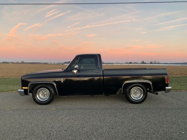 1984 Black Chevrolet C10 Pickup