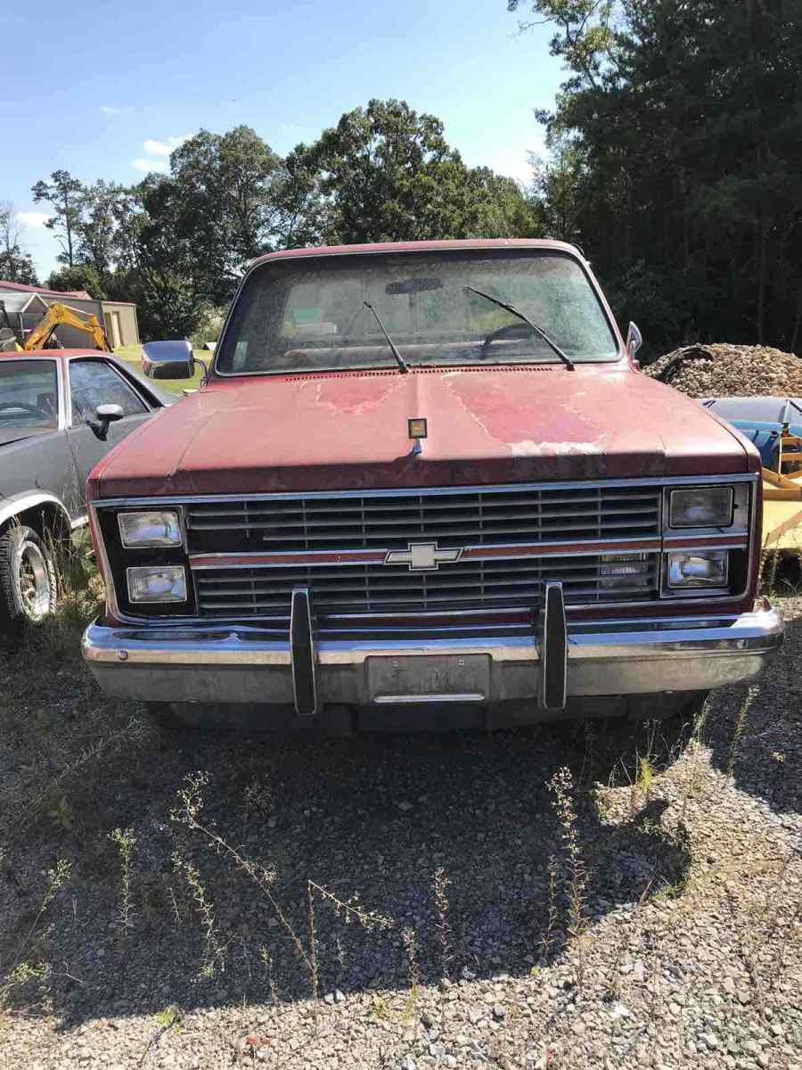 1984 Red Chevrolet C10 Pickup