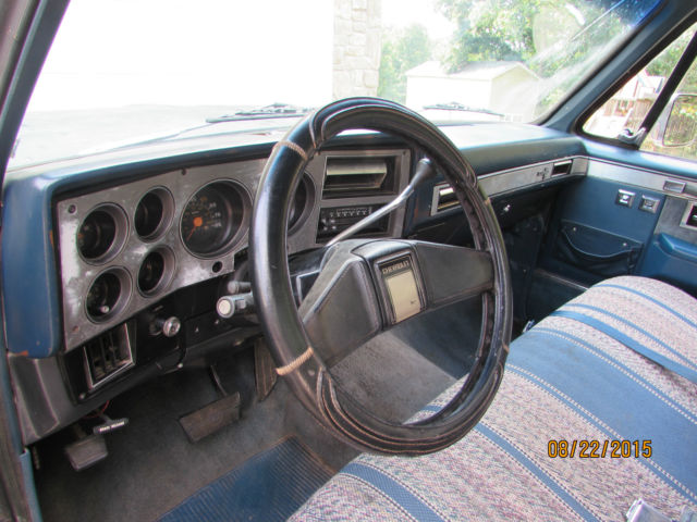 1984 primer Chevrolet C-10 Cab & Chassis