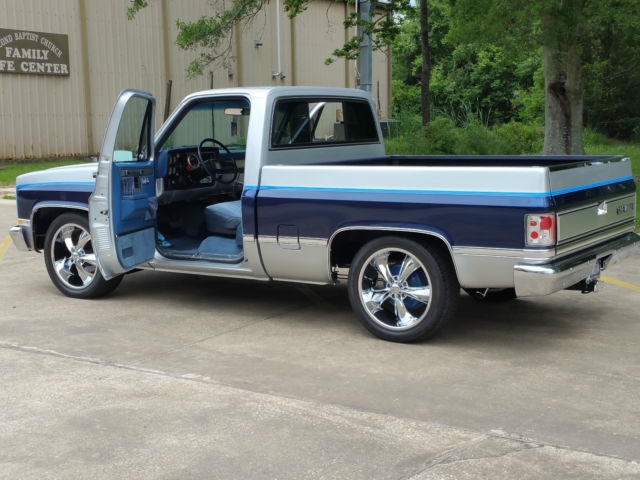 1984 Blue Chevrolet C-10 Standard Cab Pickup