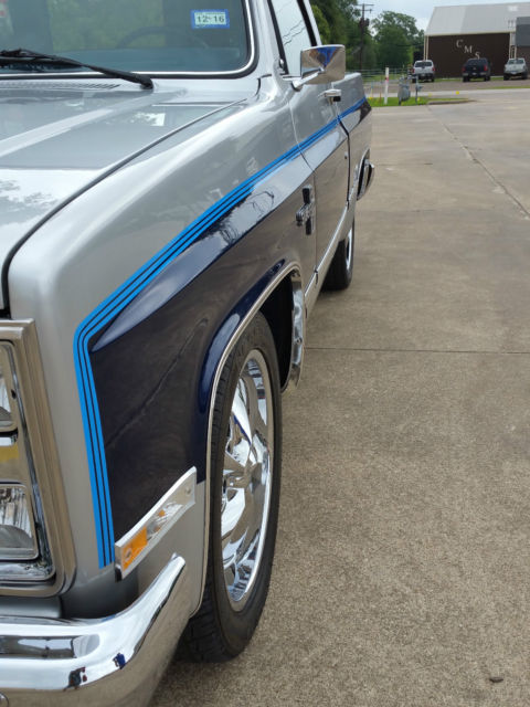 1984 Blue Chevrolet C-10 Standard Cab Pickup