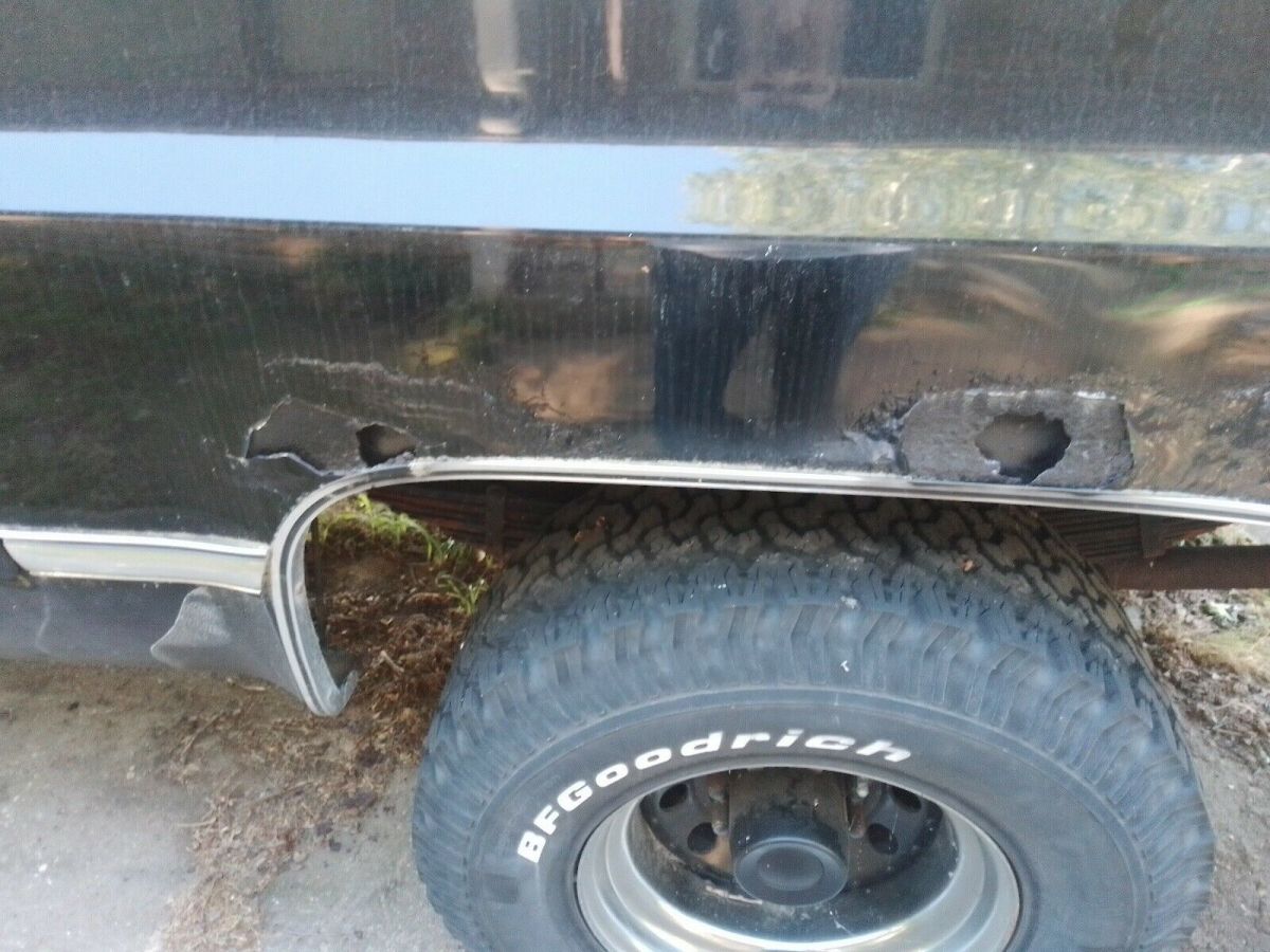 1984 Black Chevrolet C20 Pickup