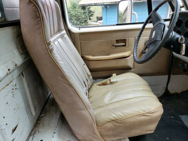 1984 Chevrolet C/K Pickup 3500 Cab & Chassis