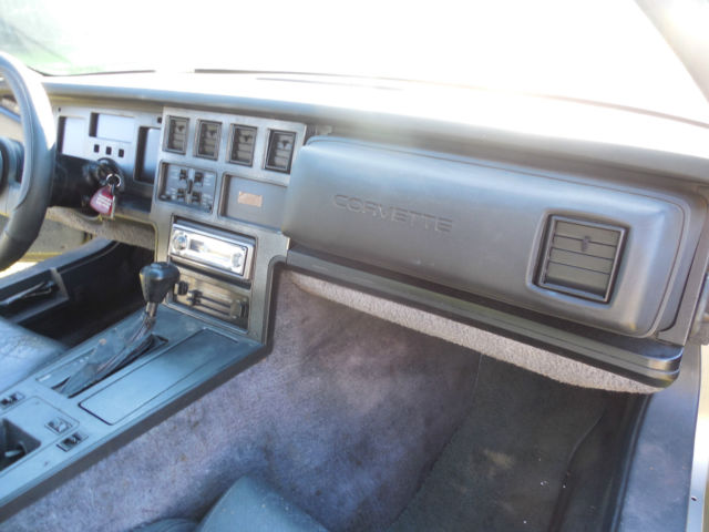 1984 Silver Chevrolet Corvette