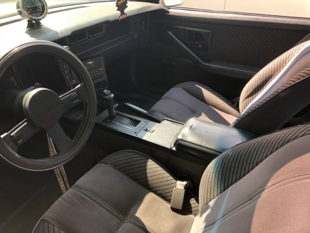 1984 White Chevrolet Camaro Coupe