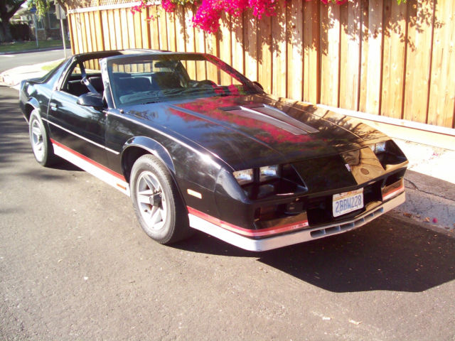 1984 BLACK with SILVER TRIM (STOCK) Chevrolet Camaro TWO DOOR SEDAN with T-TOP