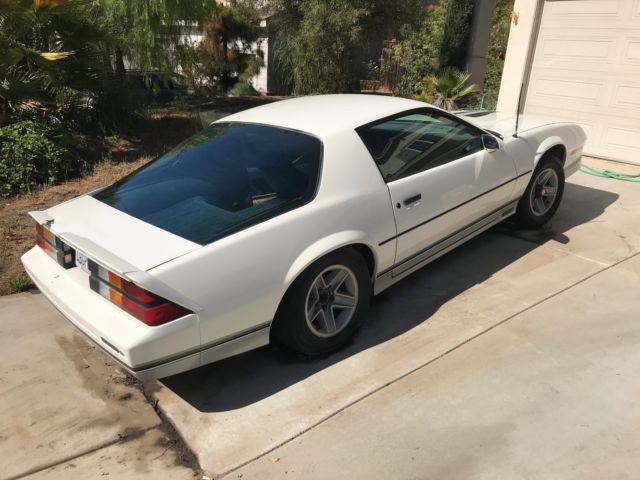 1984 White Chevrolet Camaro Coupe