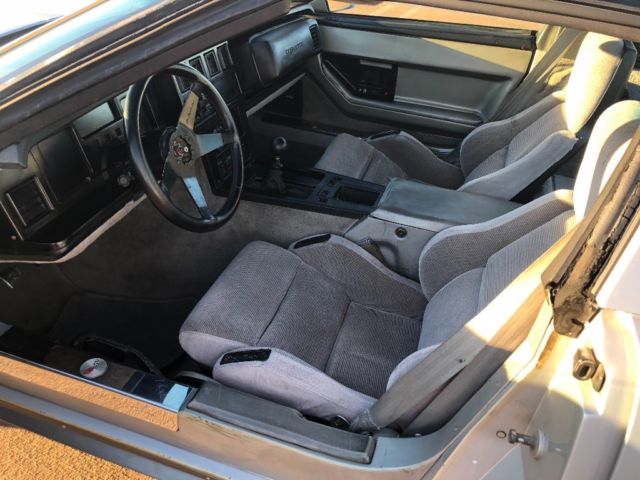 1984 Silver Chevrolet Corvette Coupe