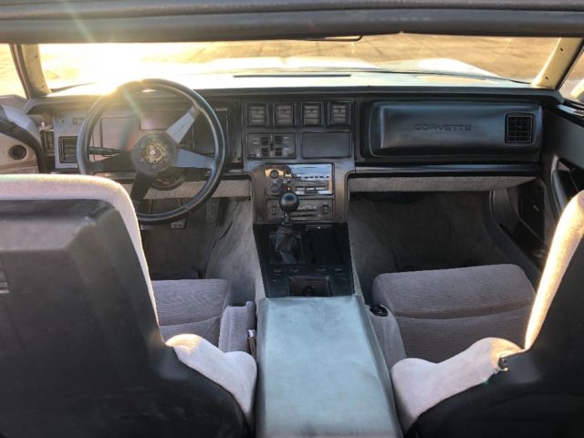 1984 Silver Chevrolet Corvette Coupe