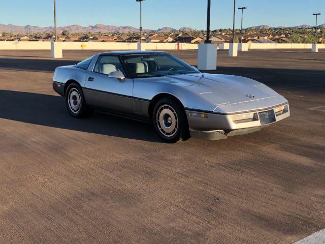 1984 Silver Chevrolet Corvette Coupe