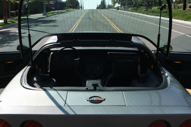 1984 Gray Chevrolet Corvette Hatchback