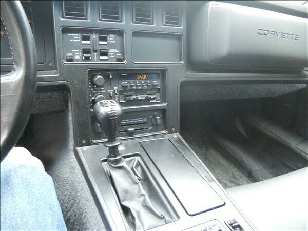 1984 Red Chevrolet Corvette Coupe