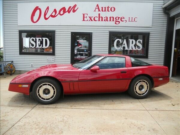 1984 Red Chevrolet Corvette Coupe