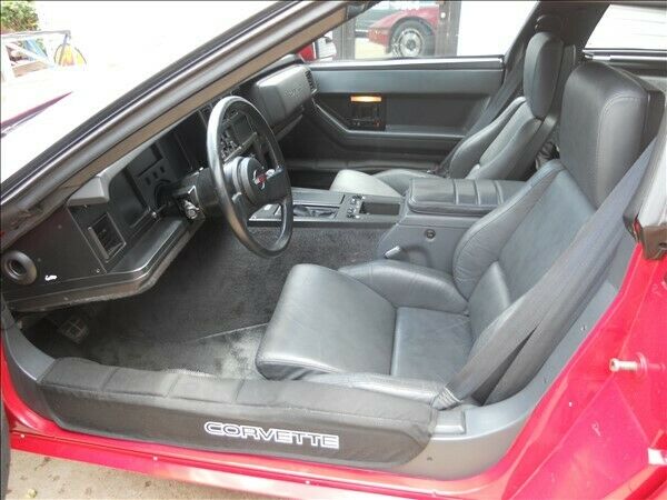 1984 Red Chevrolet Corvette Coupe