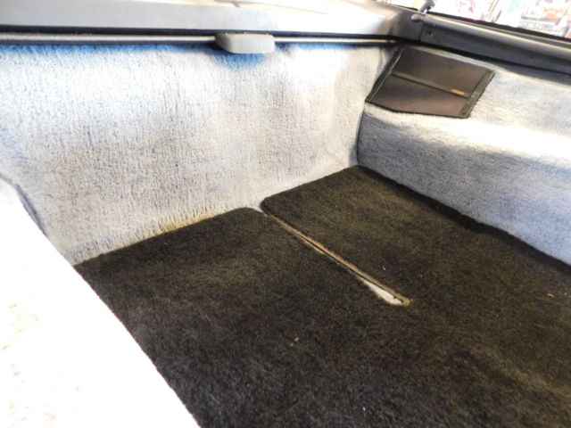 1984 White Chevrolet Corvette 2 DR