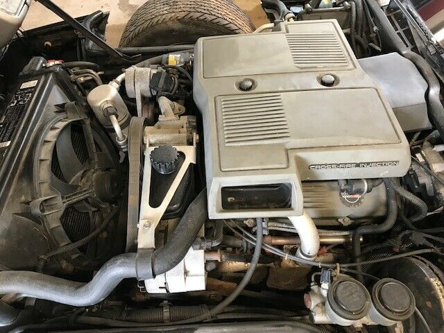 1984 Silver Chevrolet Corvette Coupe