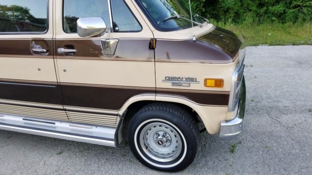 1984 Brown Chevrolet G20 Van Van Camper