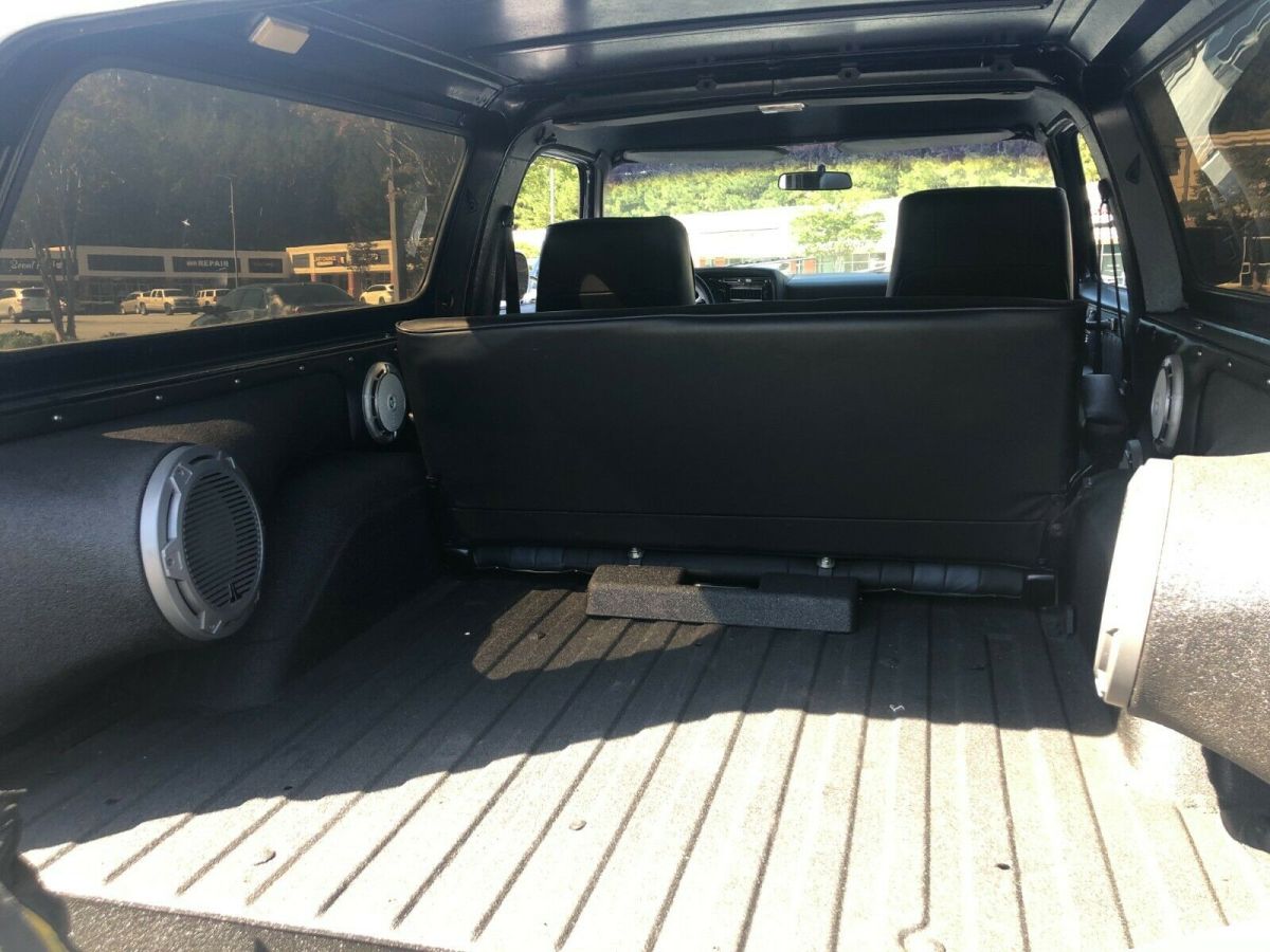 1984 Blue Chevrolet Blazer SUV