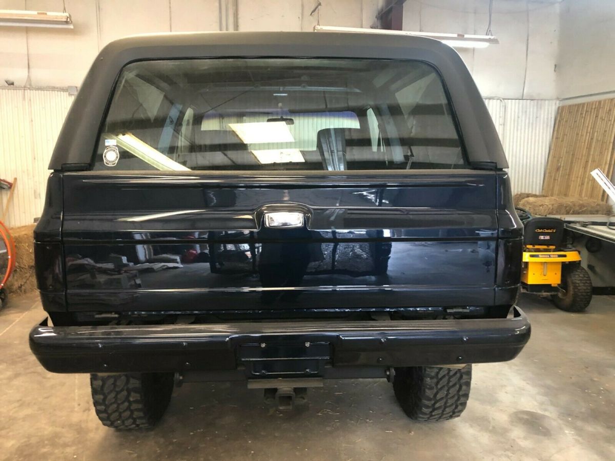 1984 Blue Chevrolet Blazer SUV