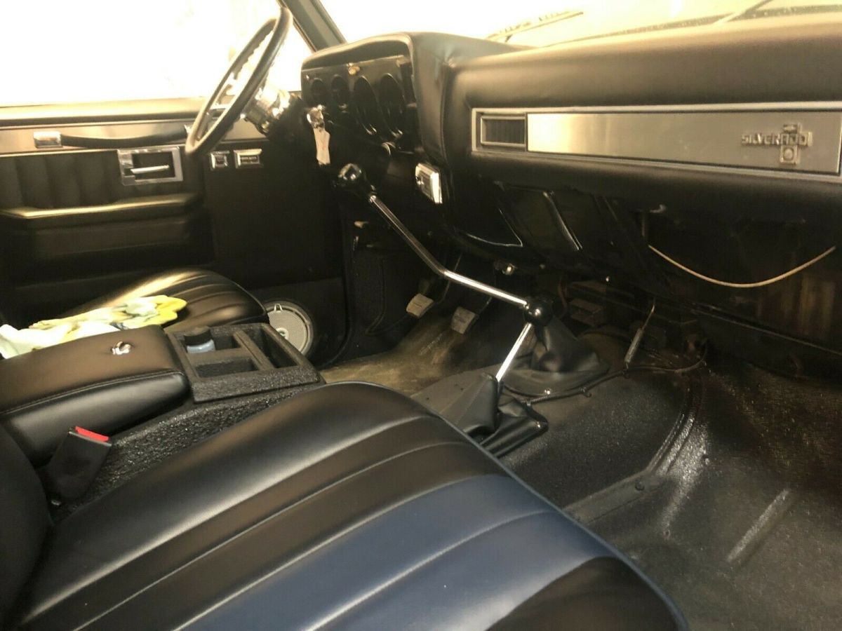 1984 Blue Chevrolet Blazer SUV