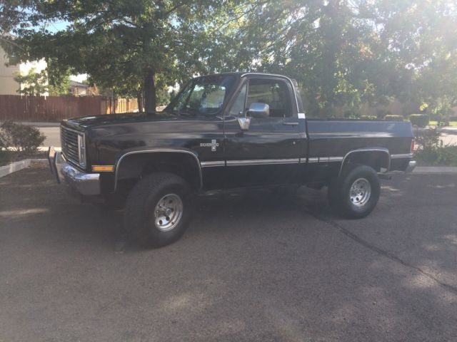 1984 Blue Chevrolet C/K Pickup 2500 Standard Cab Pickup