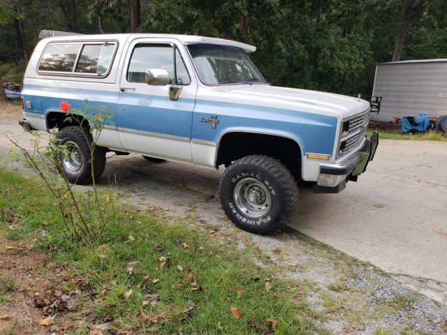 1984 Blue Chevrolet Blazer SUV